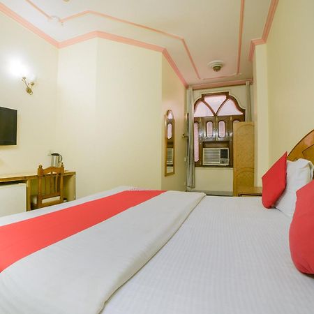 Super Hotel O Blue Sapphire Delhi Нью-Дели Экстерьер фото
