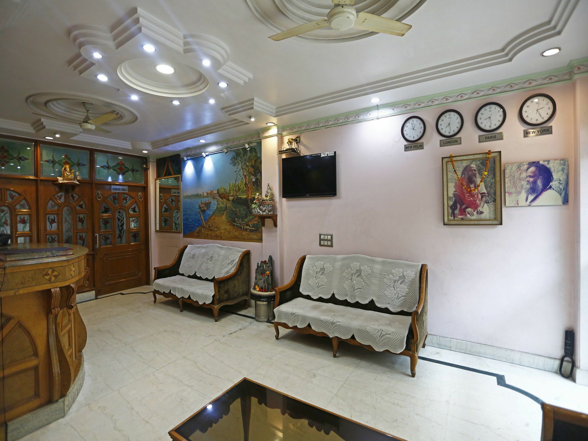 Super Hotel O Blue Sapphire Delhi Нью-Дели Экстерьер фото
